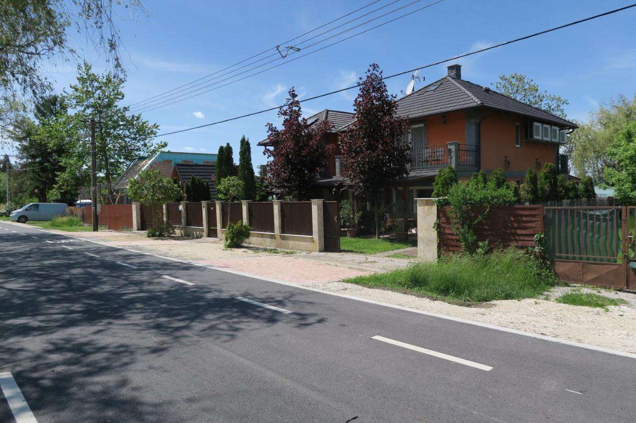 Gránit Villa Balatonszarszo Exterior foto